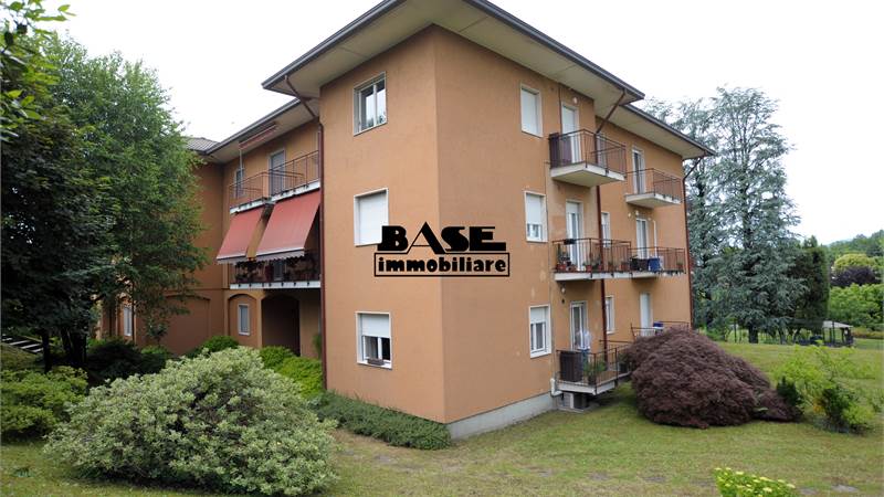 TRILOCALE CON BOX AUTO E PARCO CONDOMINIALE