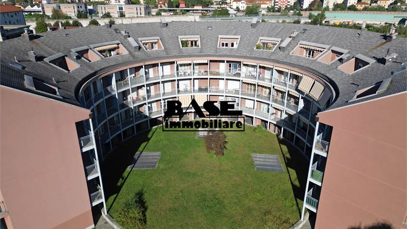 BILOCALE CON BALCONE, BOX E CANTINA