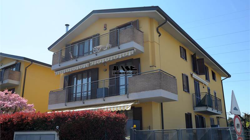 TRILOCALE IN LOCAZIONE CON BOX AUTO DISPONIBILE DA SETTEMBRE