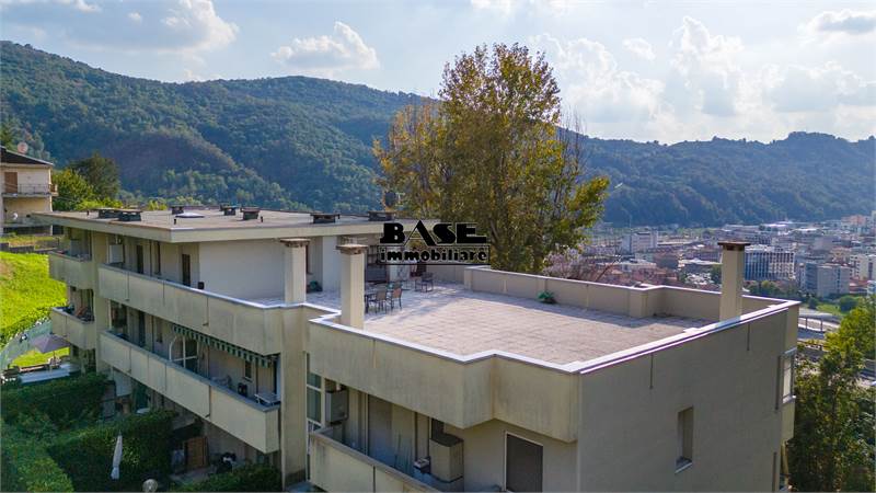 ULTIMO PIANO CON TERRAZZO DI 250MQ